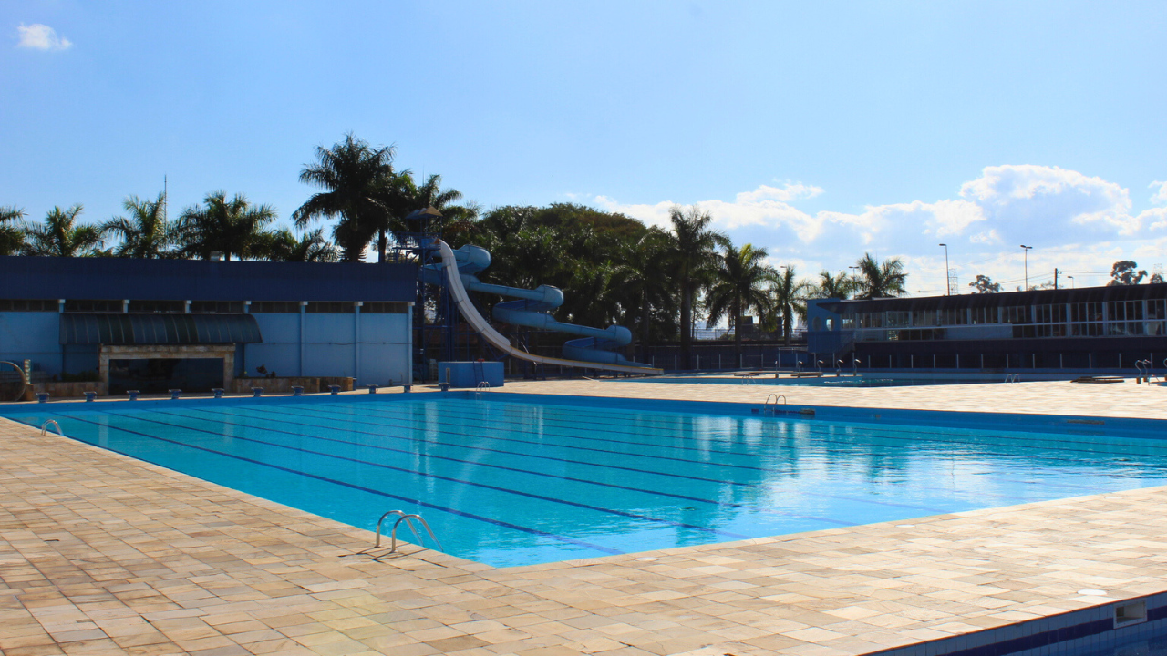 Imagem de fundo do clube ADPM Falcão Azul
